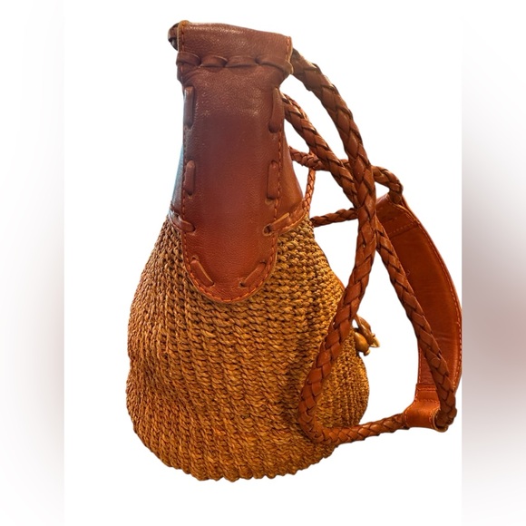 🔴Handmade Vintage Bucket Bag, Leather and Woven Sisal, Made in Indonesia - Picture 3 of 10